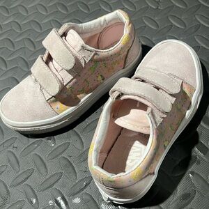 Vans Kids Sneakers in Light Pink and Multicolor